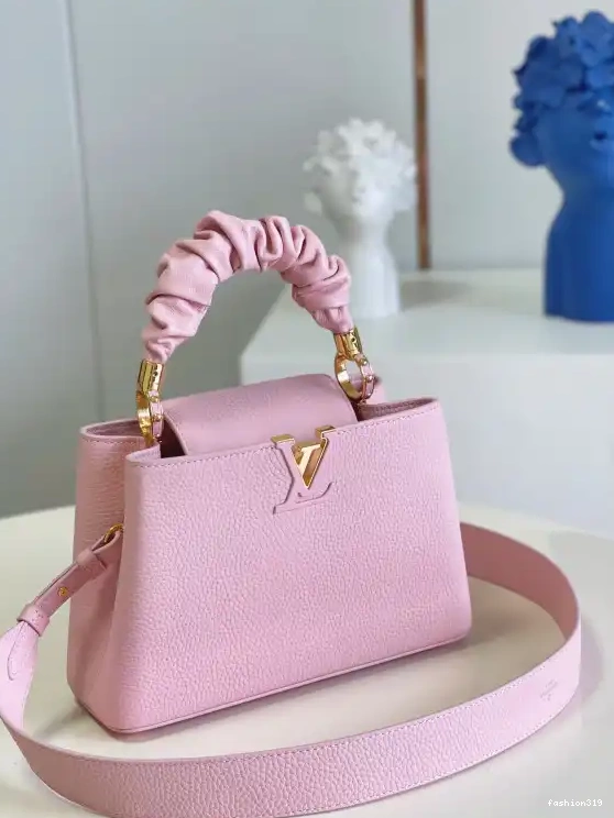 VUITTON CAPUCINES LOUIS BB 0327